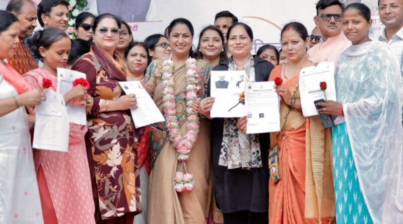 Delhi Lakshmi Yojana: Sanction Letters Begin August 26 Ahead of Direct Payouts