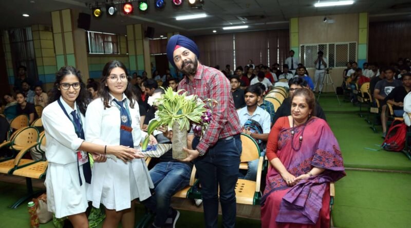 DPS RK Puram organised the Annual Inter School Theatre Fest: THEATRON 2019