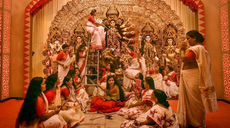 Kolkata’s Durga Puja Gets UNESCO Heritage Tag, Mamata Ecstatic